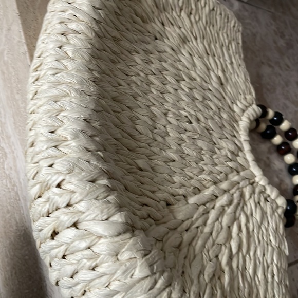 NWOT BeautifulBeach Bag Never Used. - Picture 6 of 9